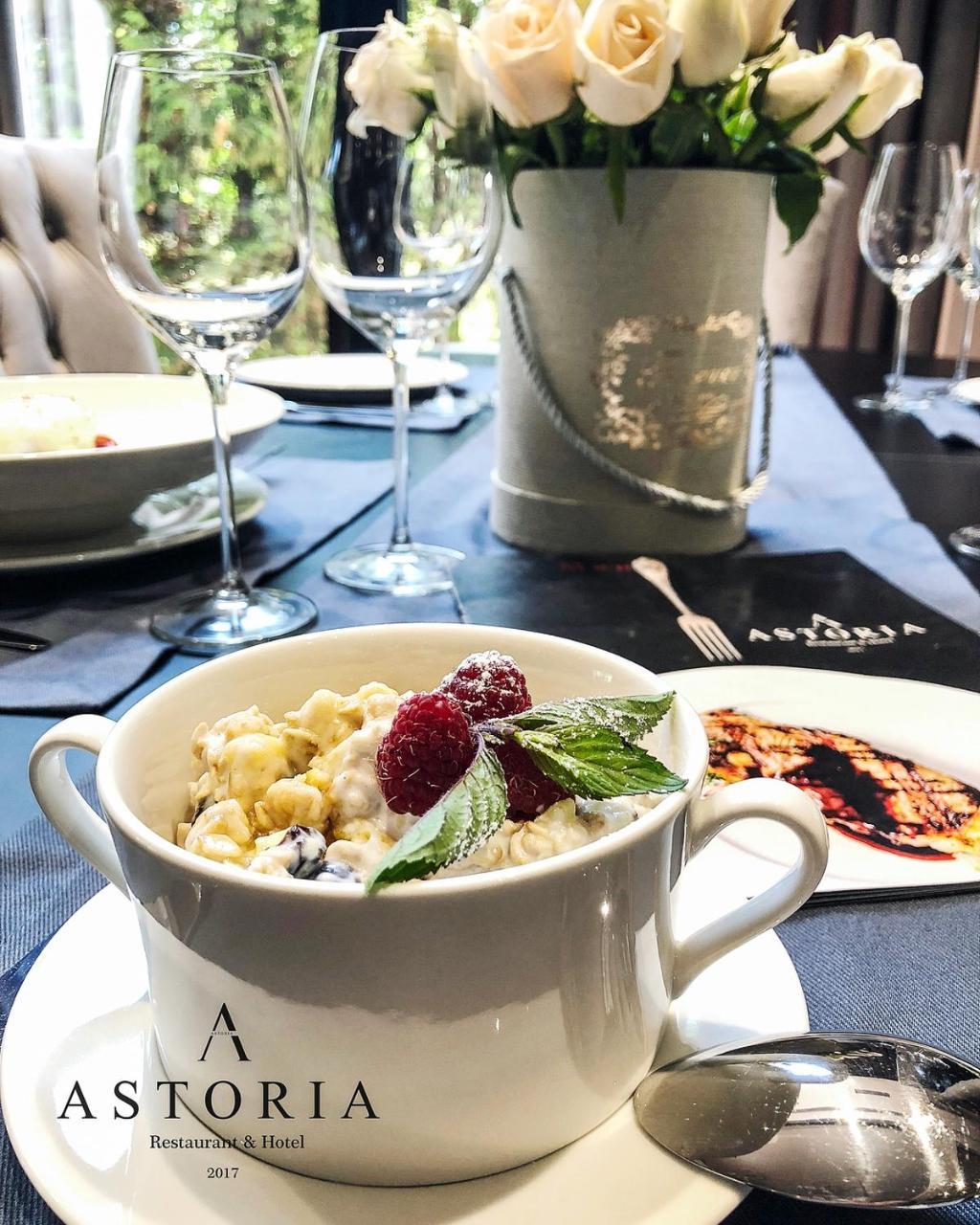 Astoria Boutique Hotel Bălţi Kültér fotó